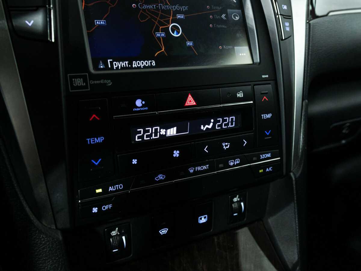 Купить Toyota Camry с пробегом. Фото: #18