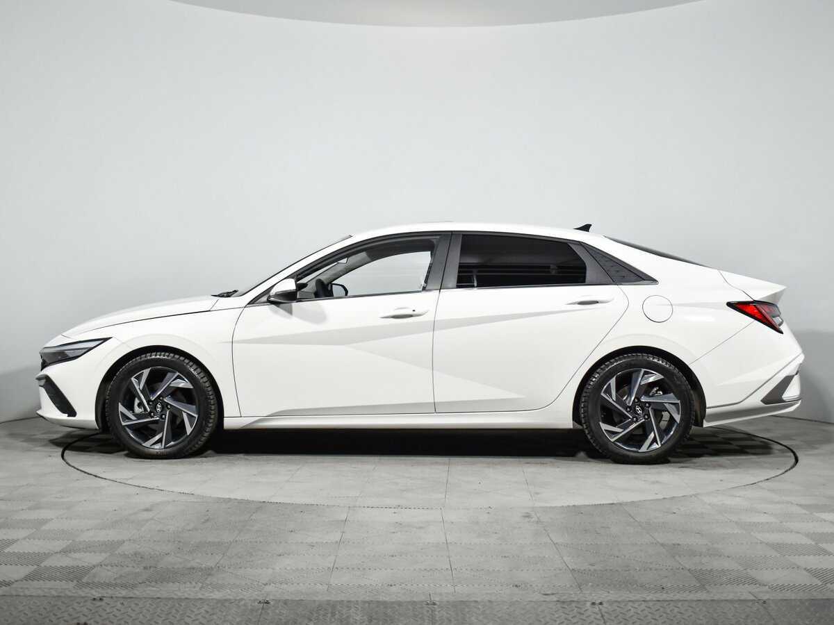 Купить Hyundai Elantra с пробегом. Фото: #7