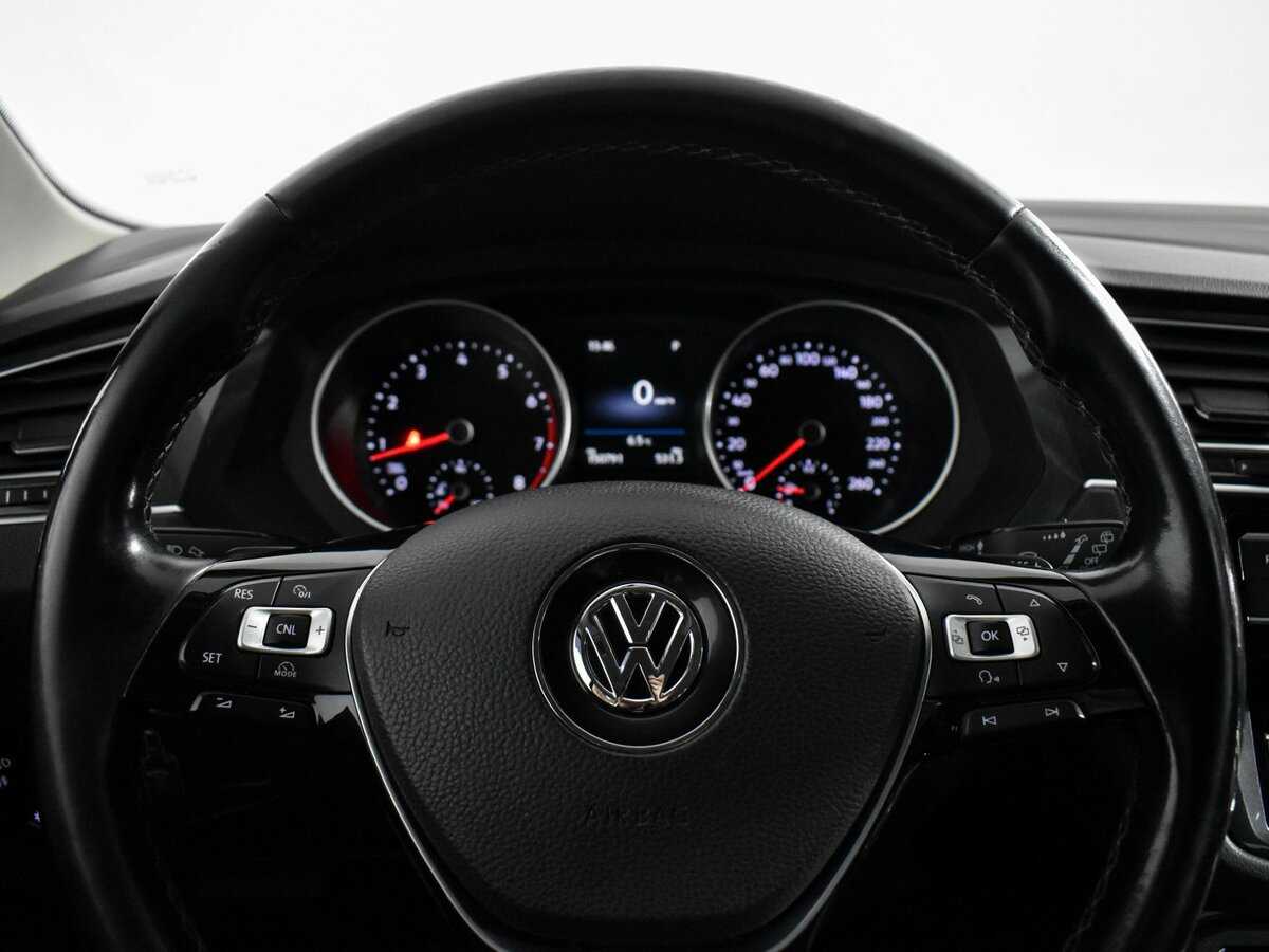 Купить Volkswagen Tiguan с пробегом. Фото: #19