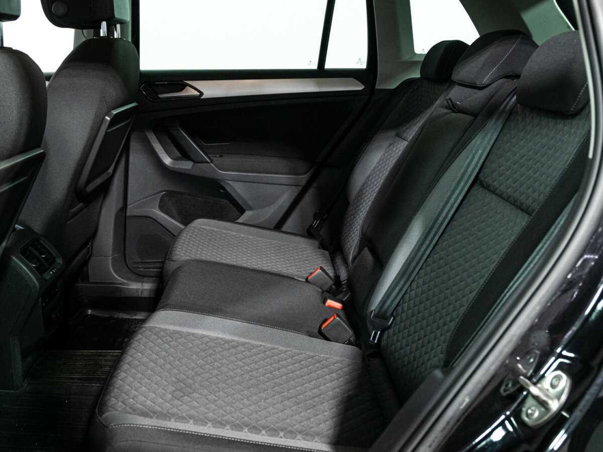 Купить Volkswagen Tiguan с пробегом. Фото: #9