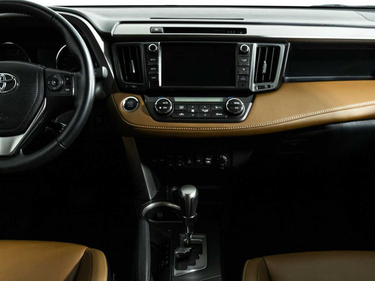 Купить Toyota RAV4 с пробегом. Фото: #13
