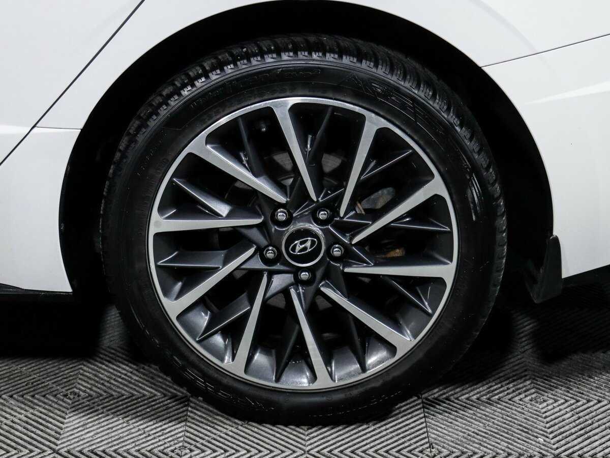 Купить Hyundai Sonata с пробегом. Фото: #14