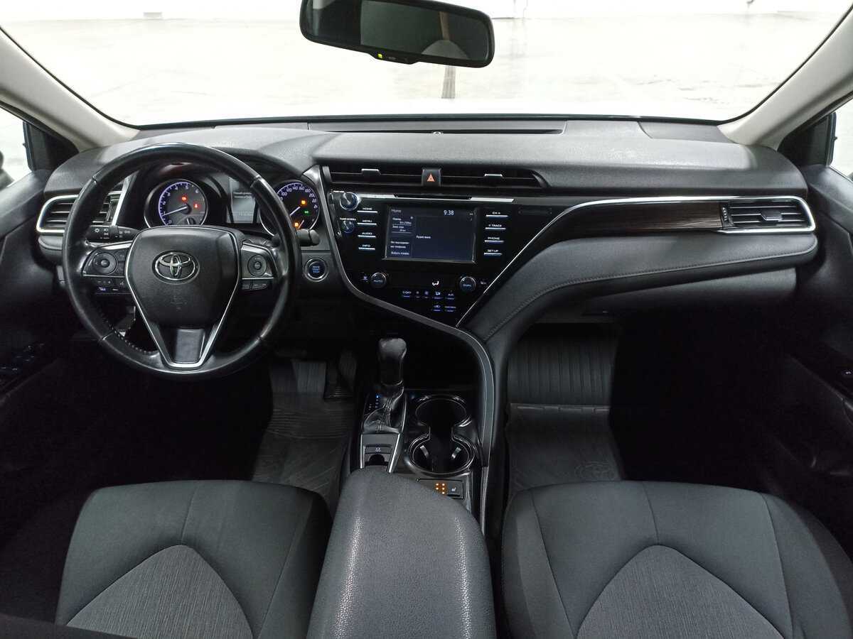 Купить Toyota Camry с пробегом. Фото: #13