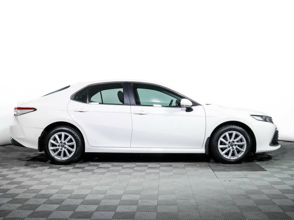 Купить Toyota Camry с пробегом. Фото: #3