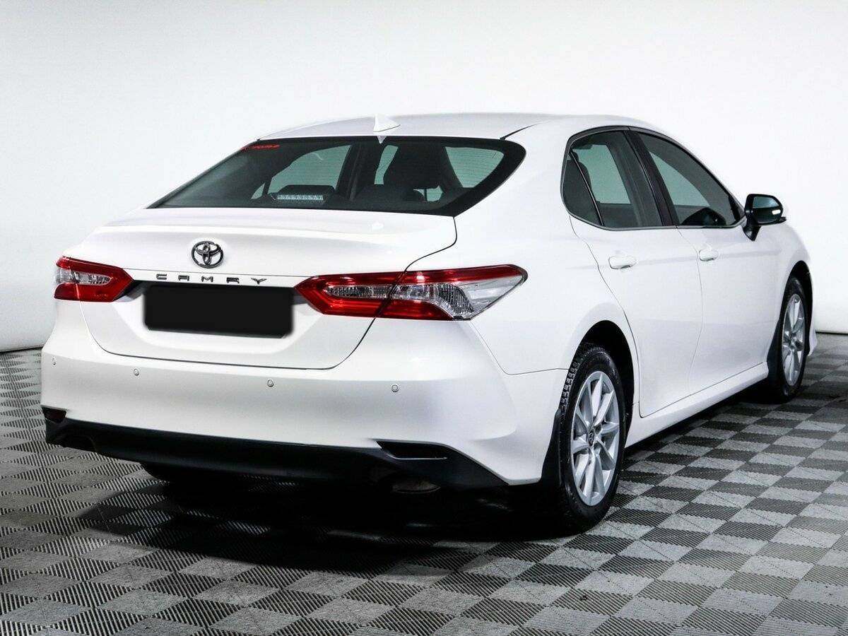 Купить Toyota Camry с пробегом. Фото: #4