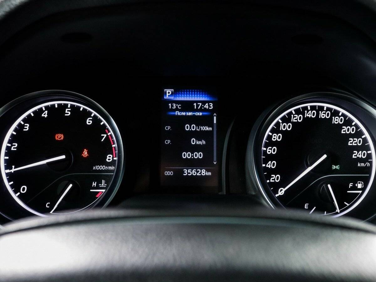 Купить Toyota Camry с пробегом. Фото: #10