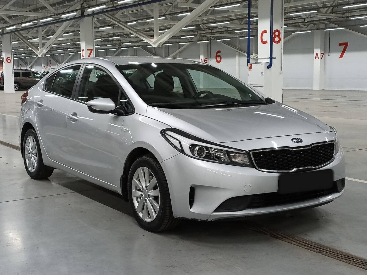 Купить Kia Cerato с пробегом. Фото: #2