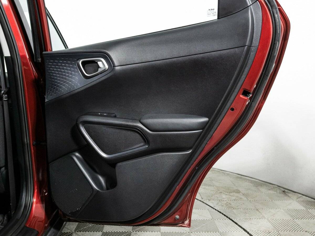 Купить Kia Soul с пробегом. Фото: #28