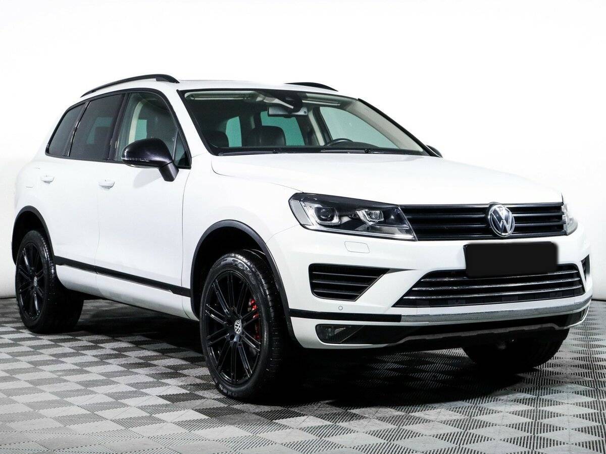 Купить Volkswagen Touareg с пробегом. Фото: #2