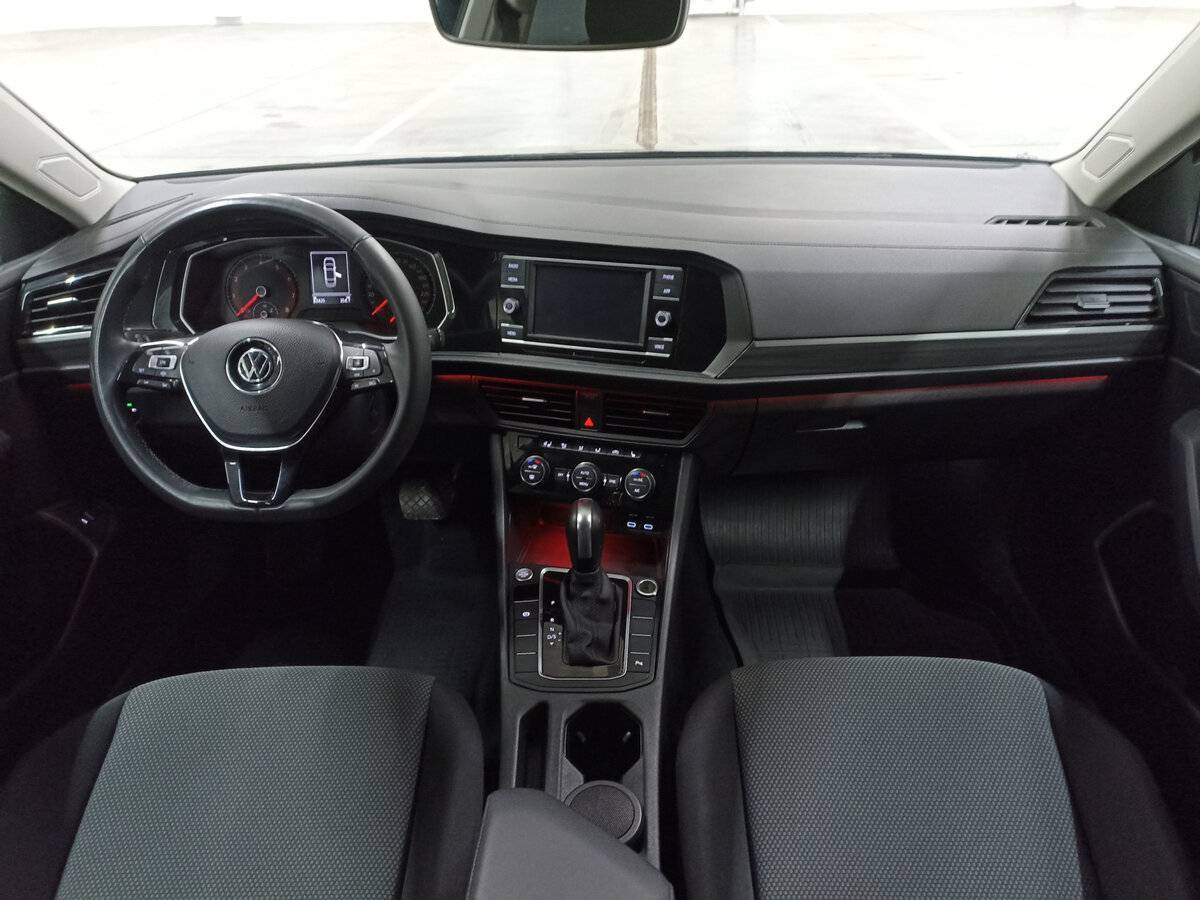 Купить Volkswagen Jetta с пробегом. Фото: #13