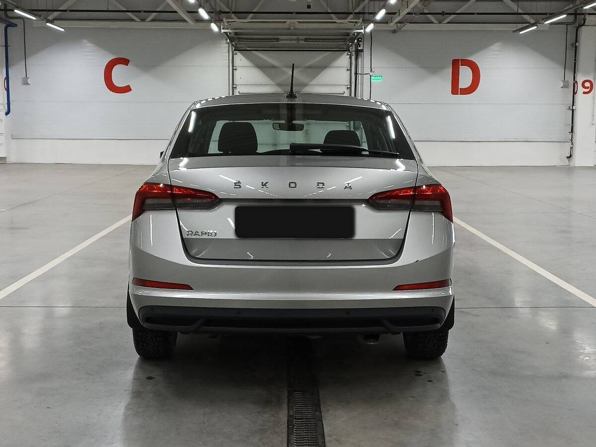 Купить Skoda Rapid с пробегом. Фото: #5