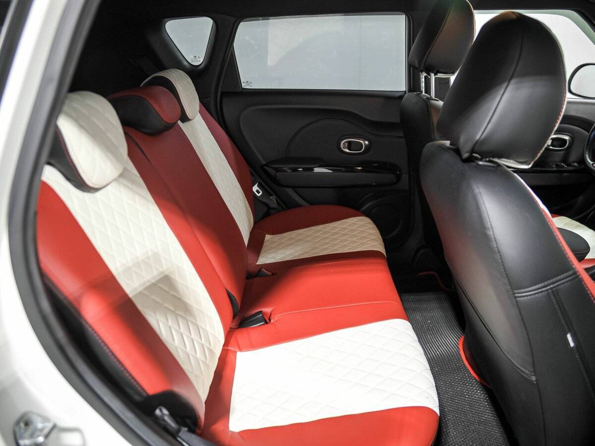 Купить Kia Soul с пробегом. Фото: #14