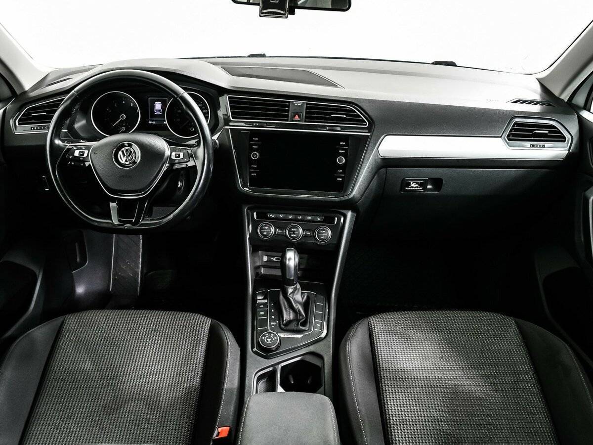 Купить Volkswagen Tiguan с пробегом. Фото: #10