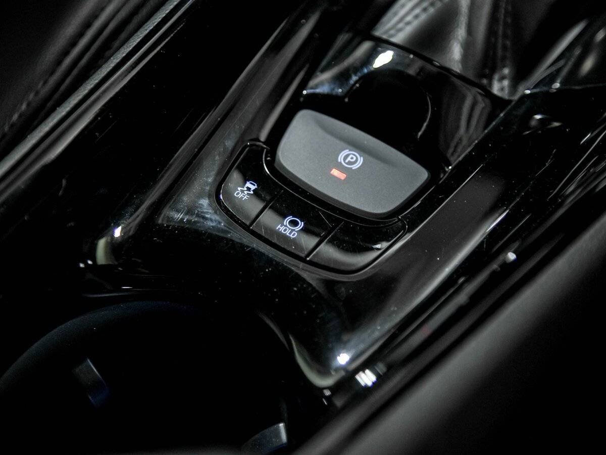 Купить Toyota C-HR с пробегом. Фото: #14