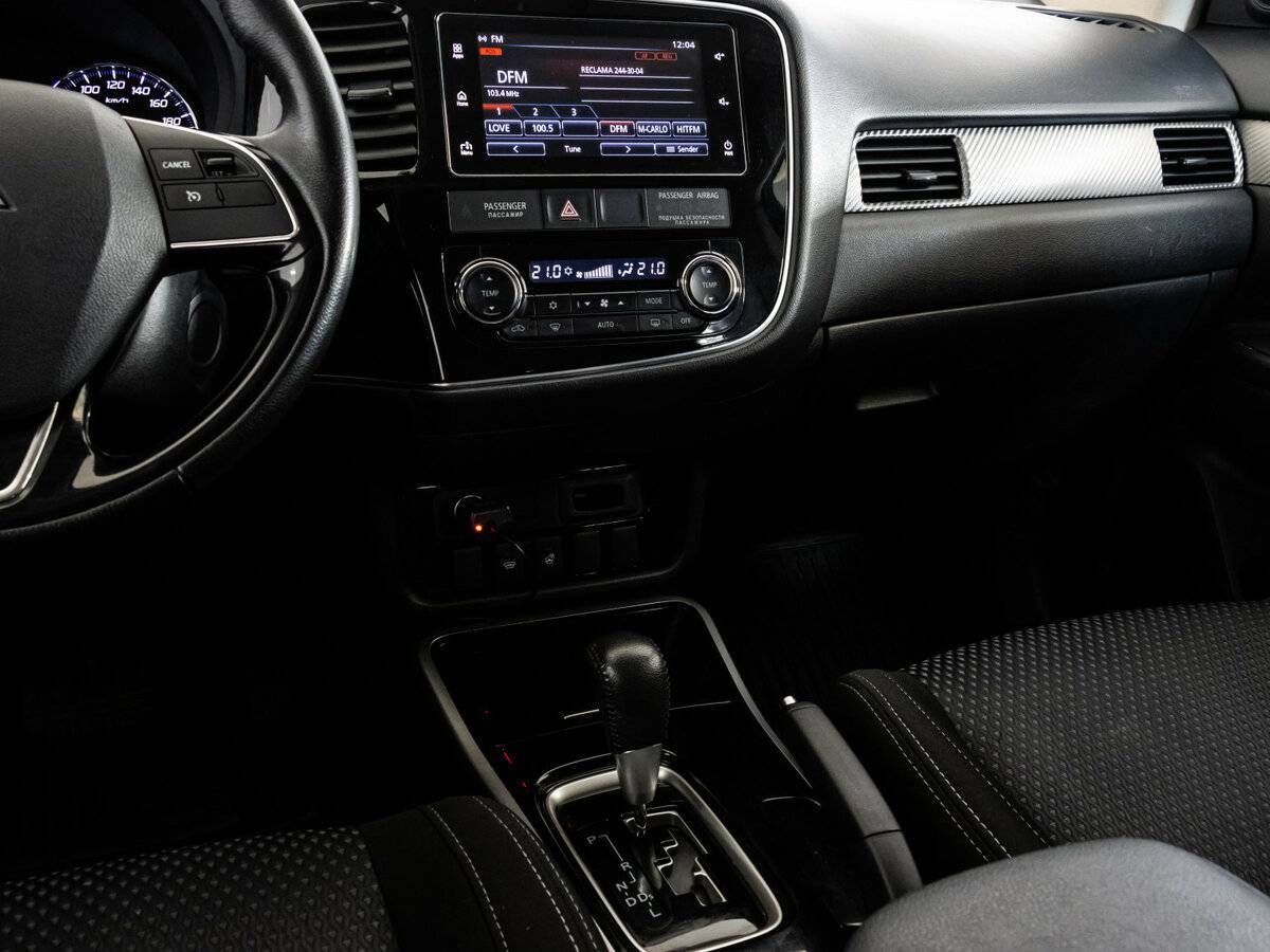 Купить Mitsubishi Outlander с пробегом. Фото: #10