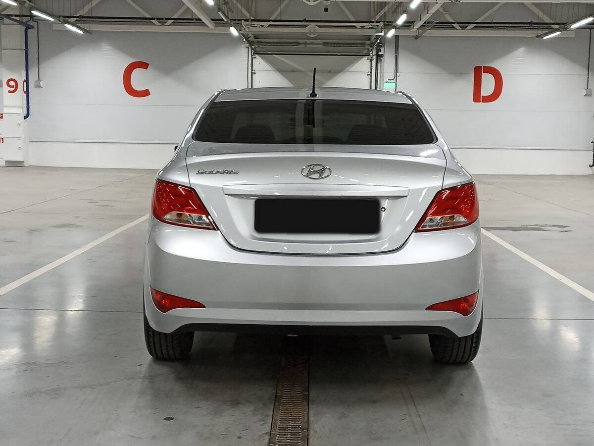 Купить Hyundai Solaris с пробегом. Фото: #5
