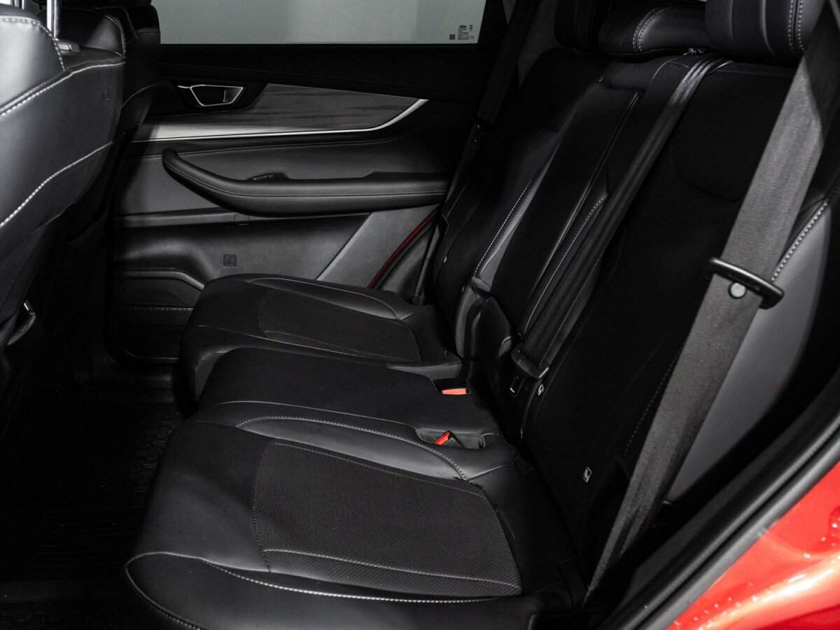 Купить Chery Tiggo 8 Pro Max с пробегом. Фото: #9