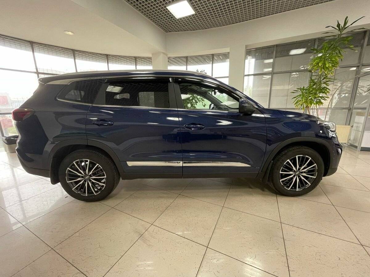 Купить Chery Tiggo 8 с пробегом. Фото: #3