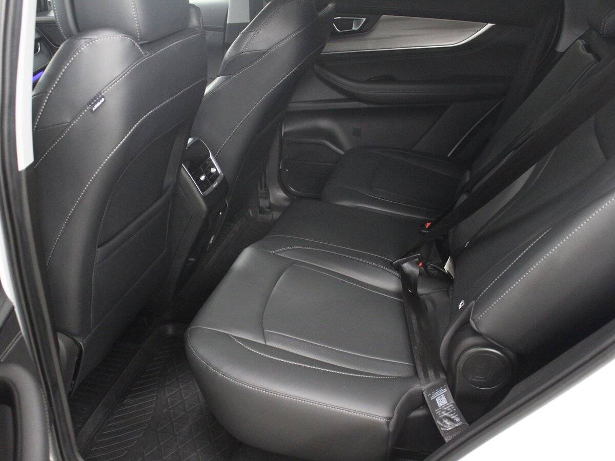 Купить Chery Tiggo 8 Pro Max с пробегом. Фото: #9