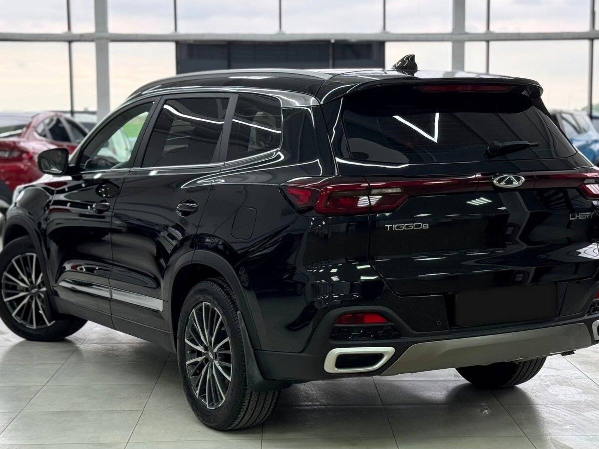 Купить Chery Tiggo 8 с пробегом. Фото: #3