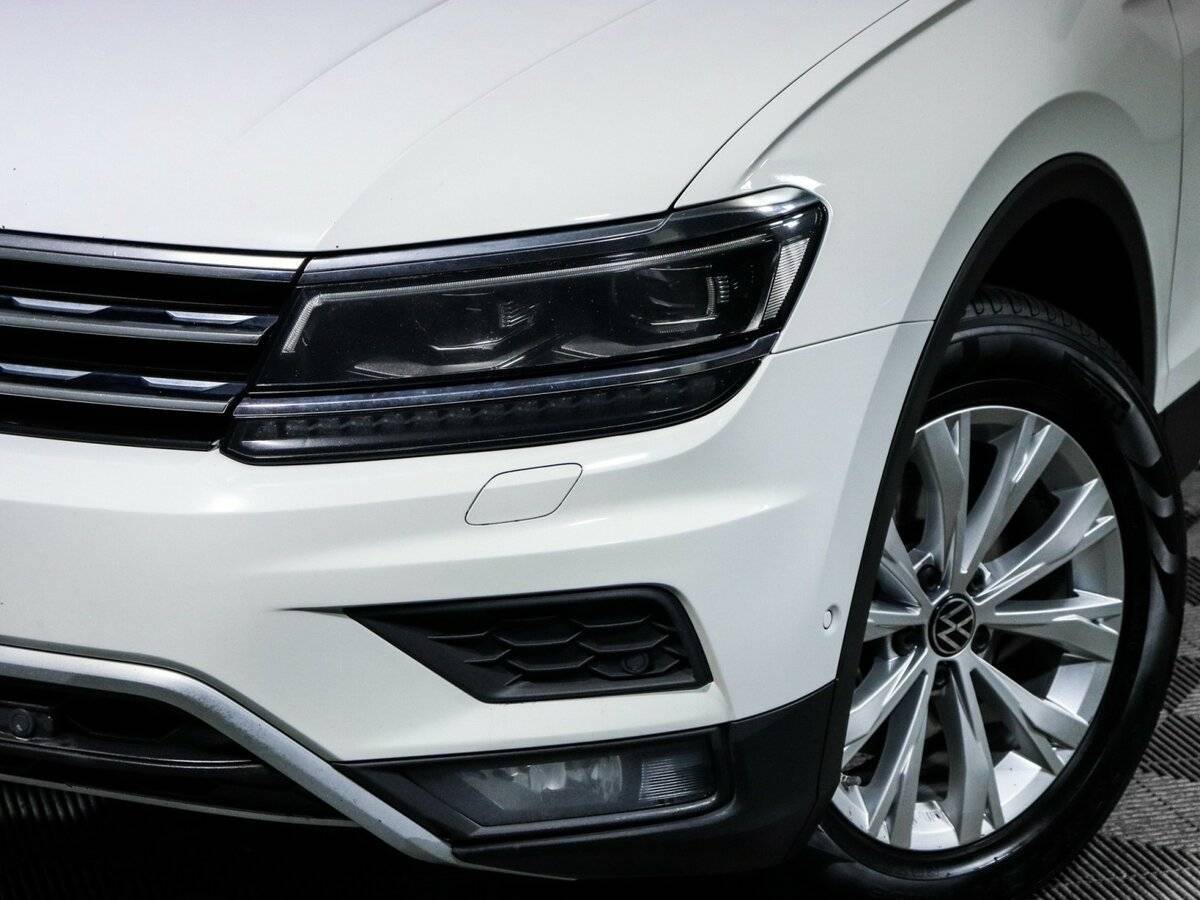Купить Volkswagen Tiguan с пробегом. Фото: #10