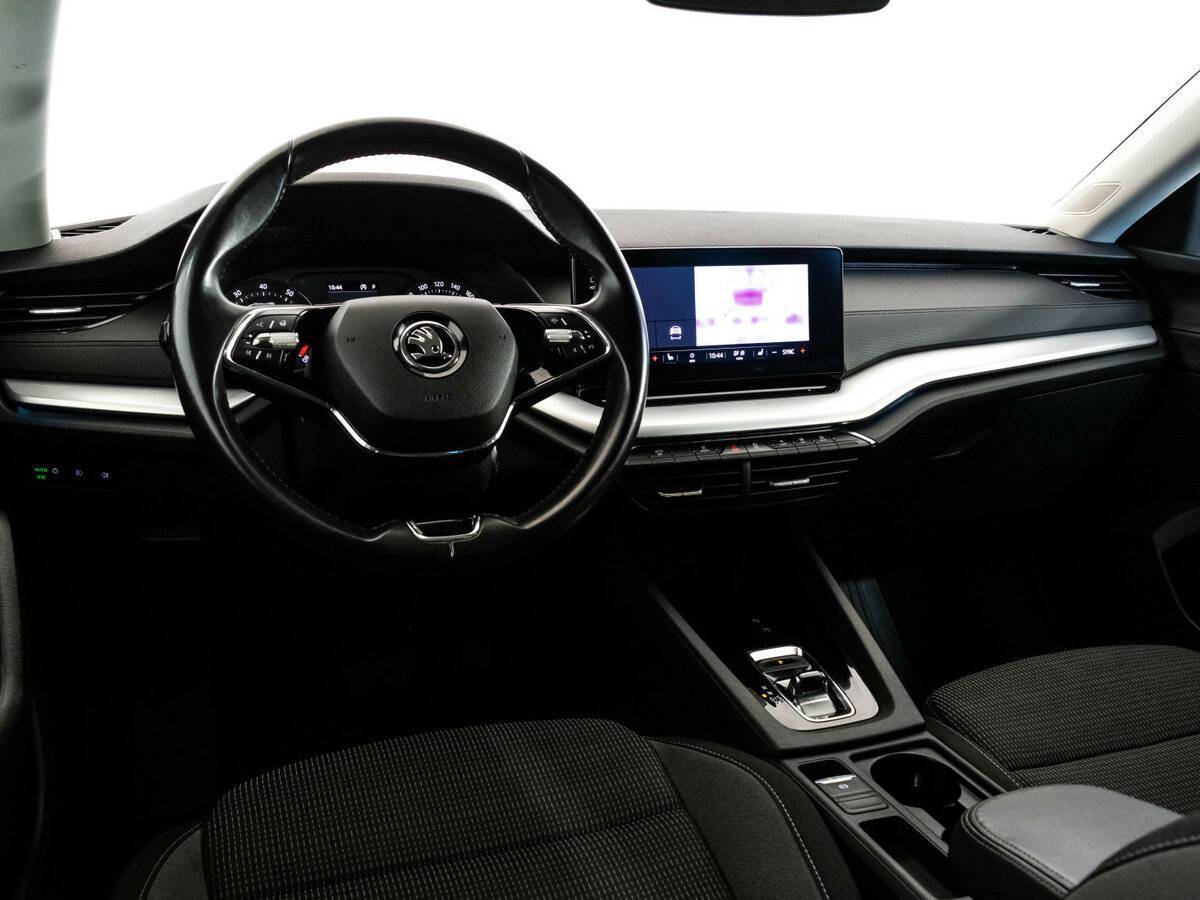 Купить Skoda Octavia с пробегом. Фото: #10