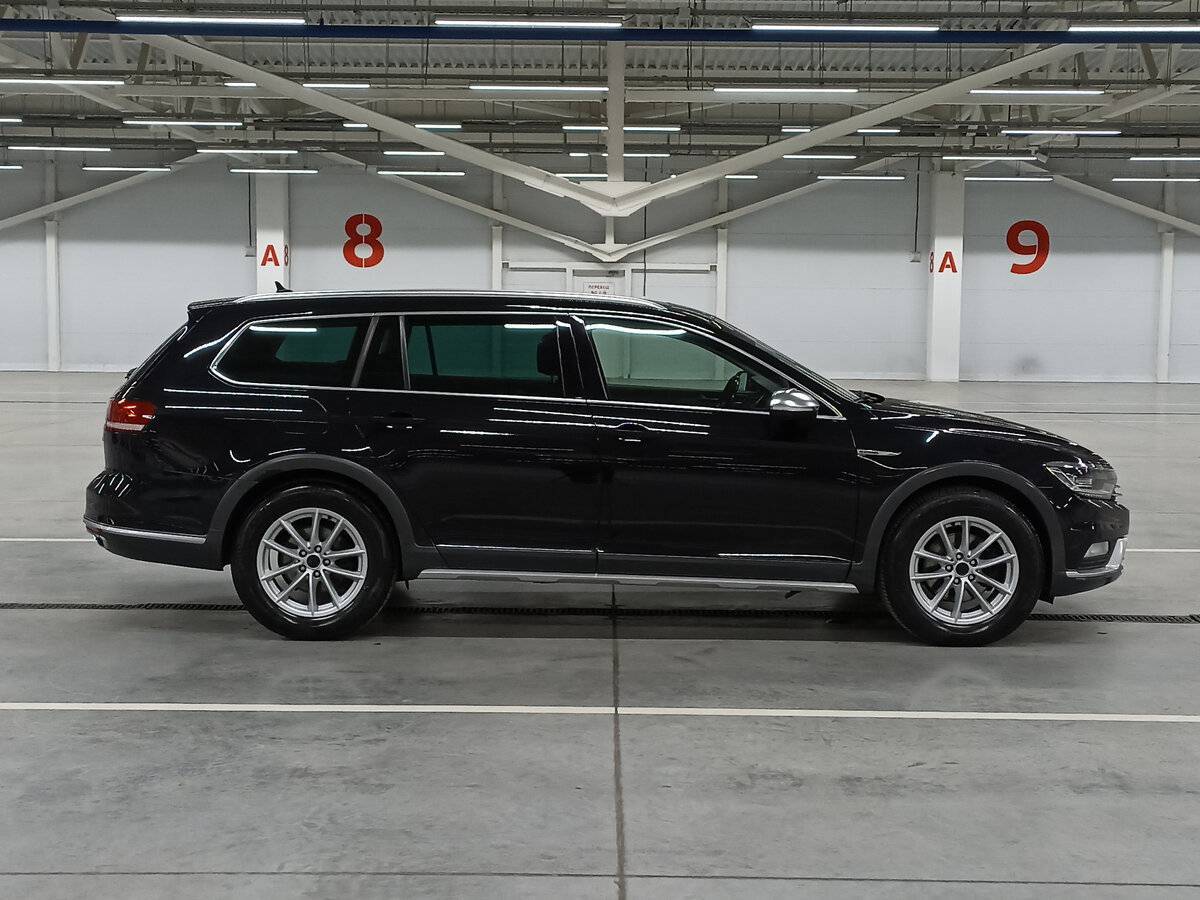 Купить Volkswagen Passat с пробегом. Фото: #3