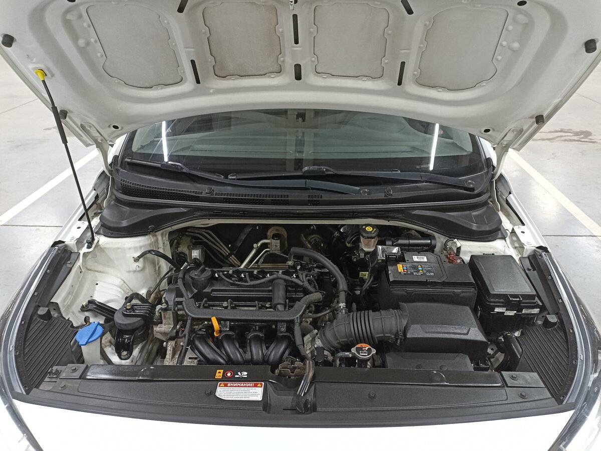 Купить Hyundai Solaris с пробегом. Фото: #8