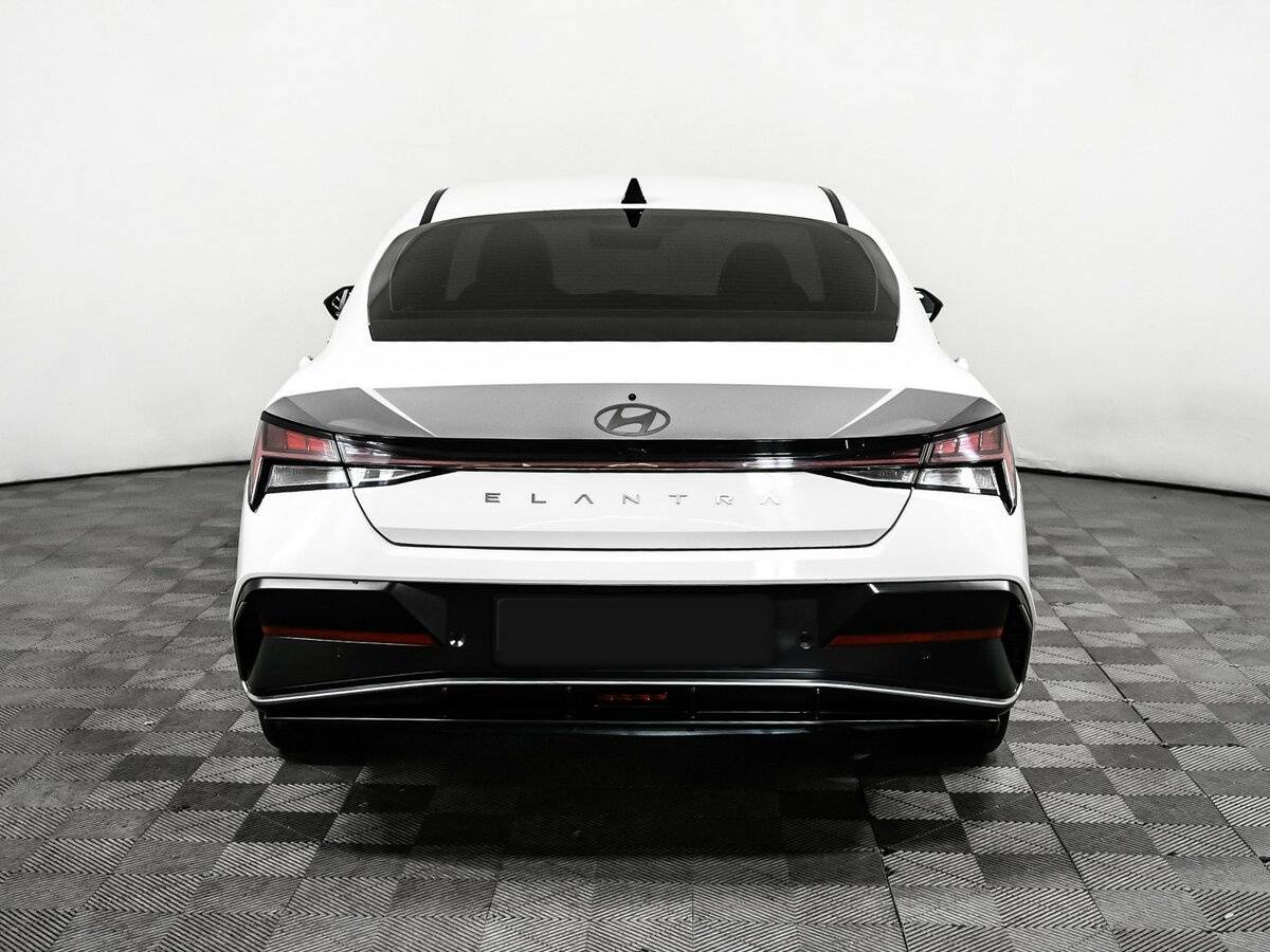 Купить Hyundai Elantra с пробегом. Фото: #5