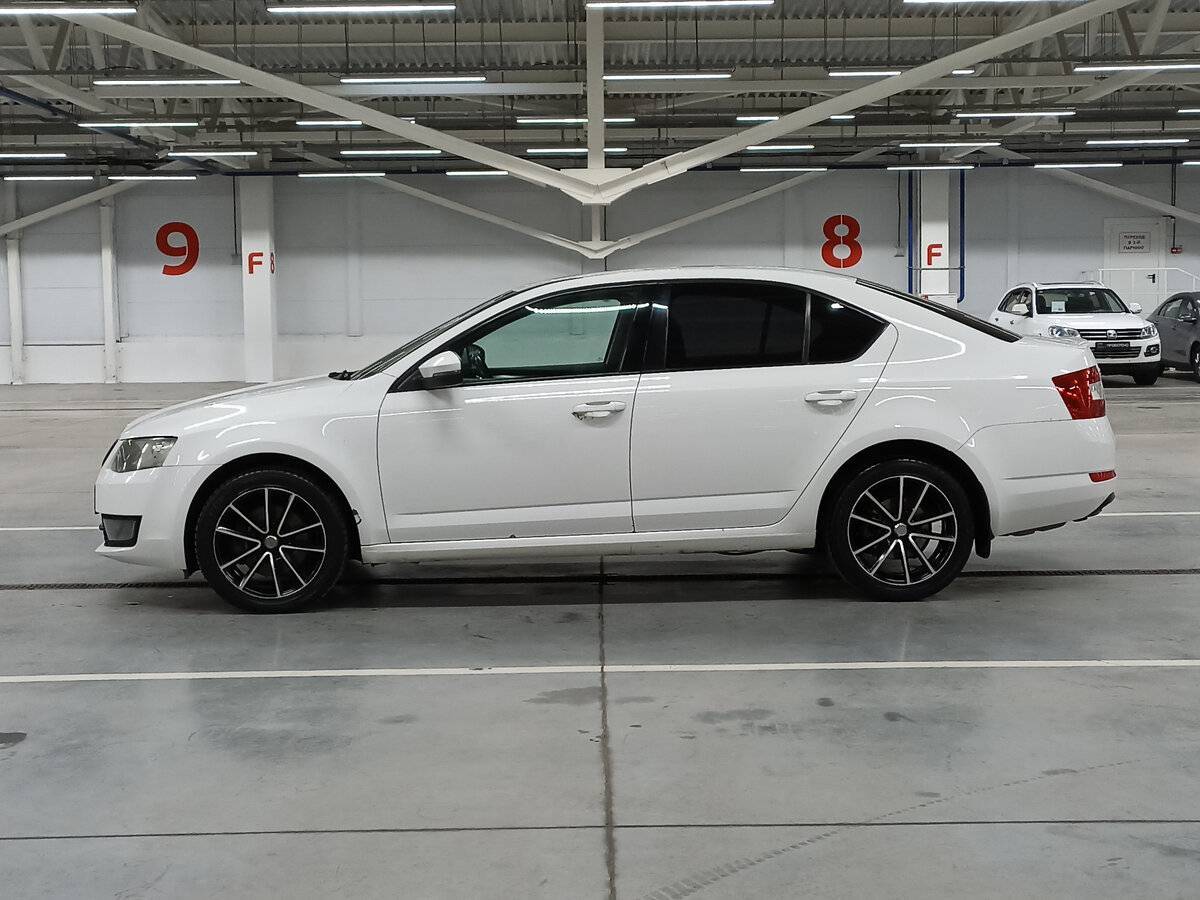 Купить Skoda Octavia с пробегом. Фото: #7