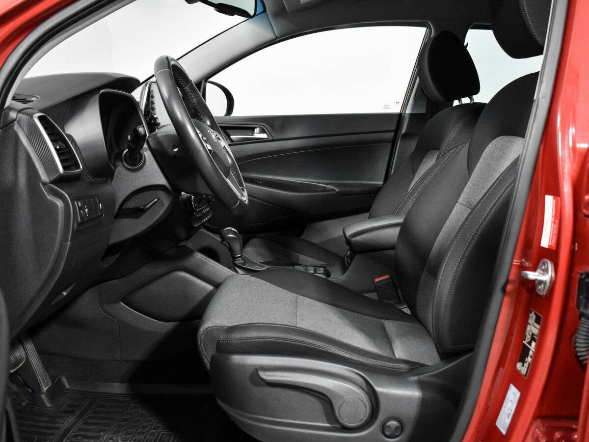 Купить Hyundai Tucson с пробегом. Фото: #10