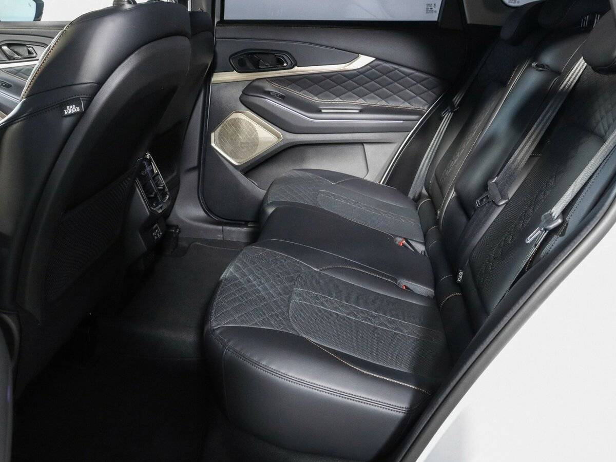 Купить EXEED TXL с пробегом. Фото: #9