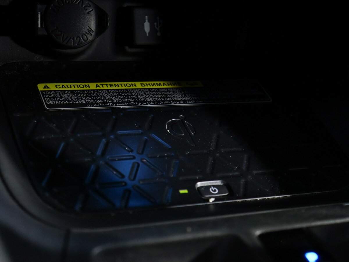 Купить Toyota RAV4 с пробегом. Фото: #18