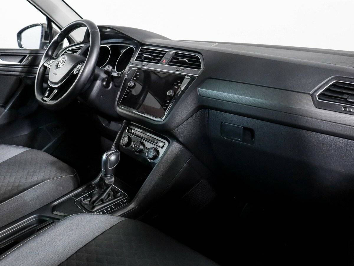 Купить Volkswagen Tiguan с пробегом. Фото: #5