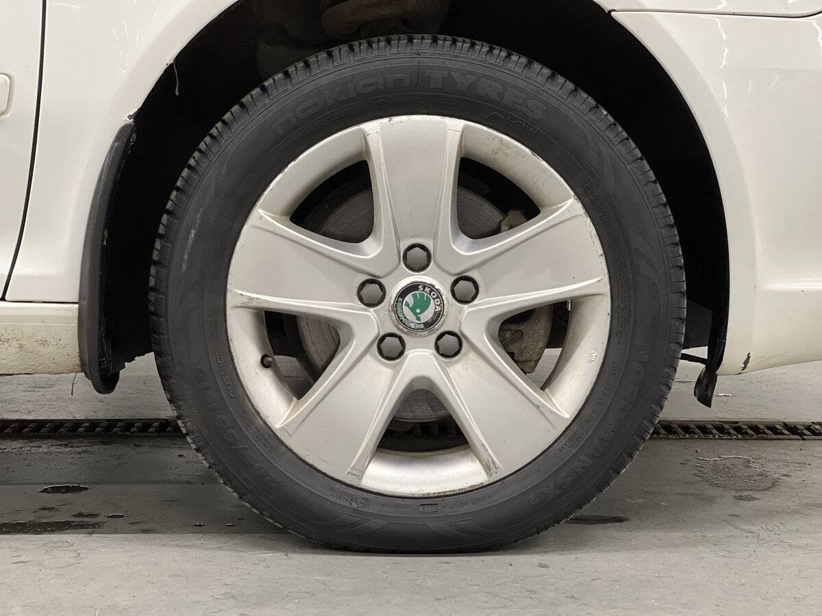 Купить Skoda Octavia с пробегом. Фото: #16