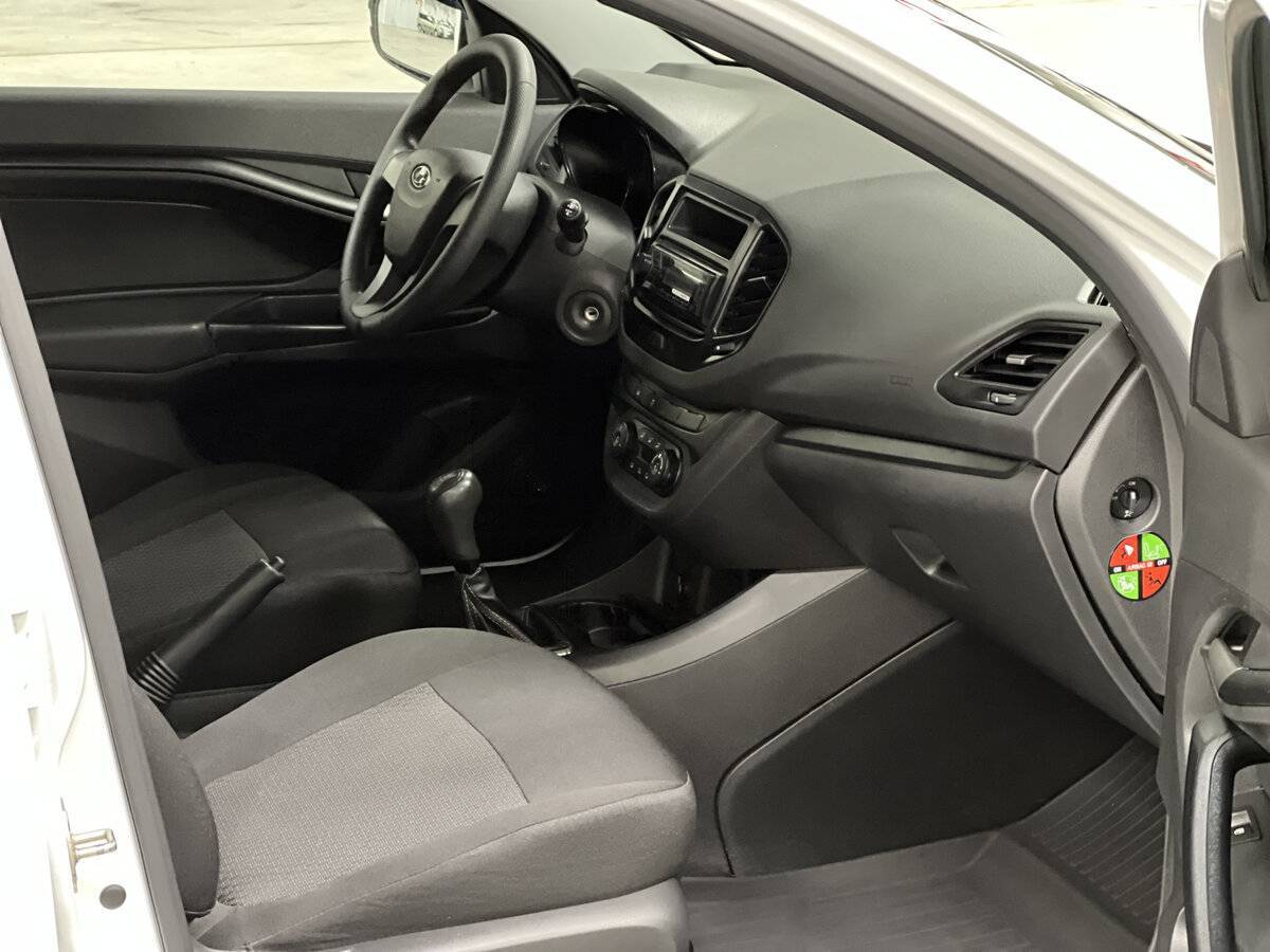 Купить Lada (ВАЗ) Vesta с пробегом. Фото: #10