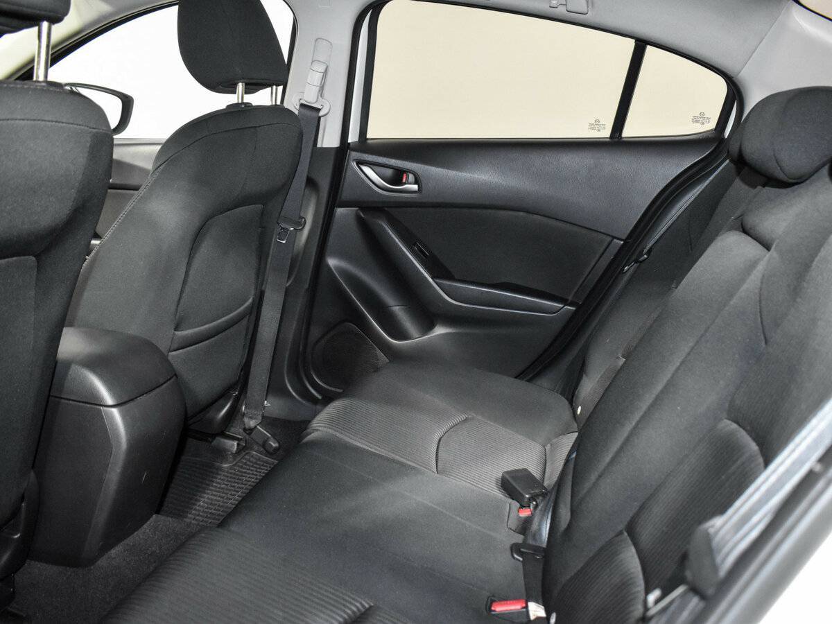 Купить Mazda 3 с пробегом. Фото: #12