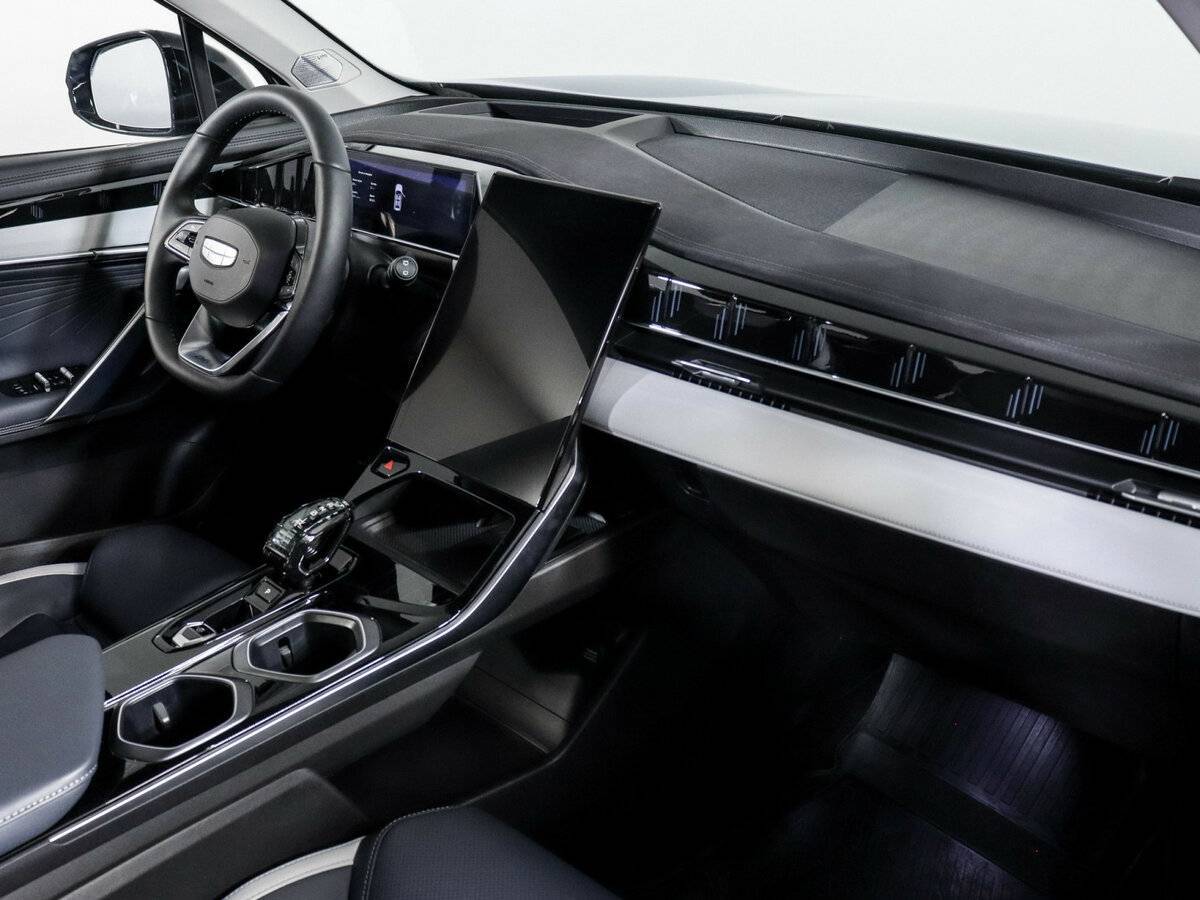 Купить Geely Atlas с пробегом. Фото: #8