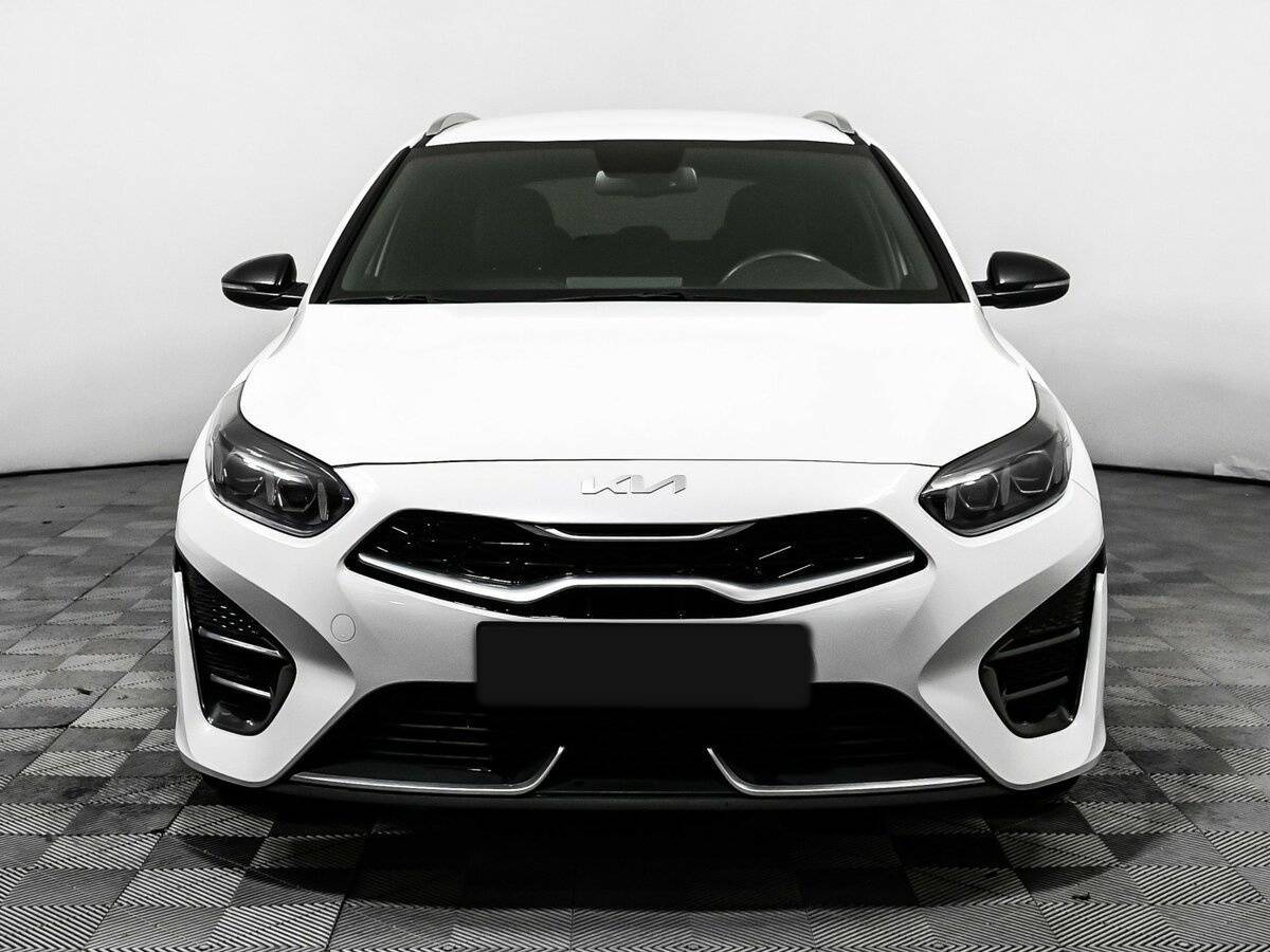 Купить Kia Ceed с пробегом. Фото: #1