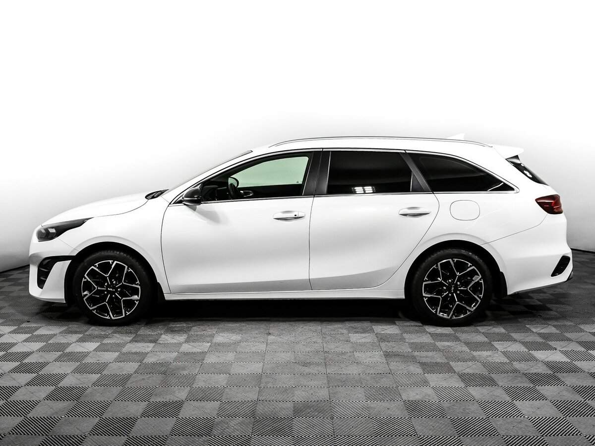Купить Kia Ceed с пробегом. Фото: #7