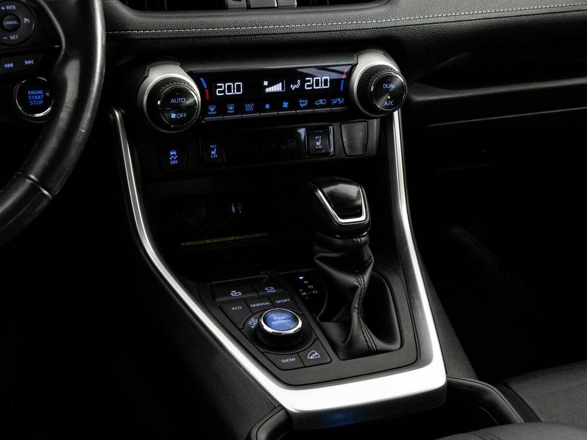 Купить Toyota RAV4 с пробегом. Фото: #9