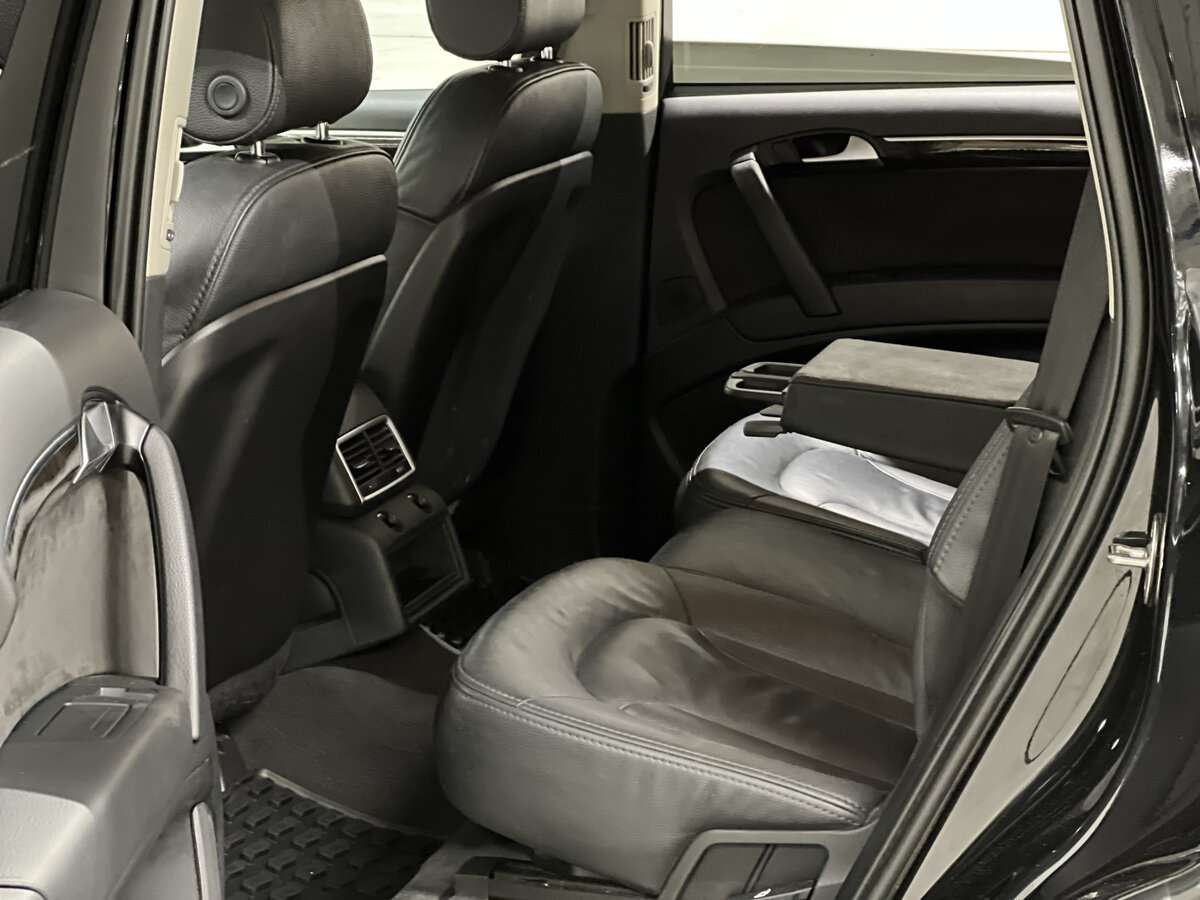 Купить Audi Q7 с пробегом. Фото: #11