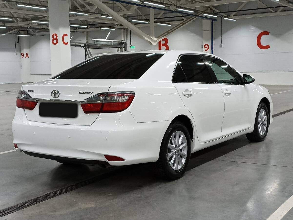 Купить Toyota Camry с пробегом. Фото: #4