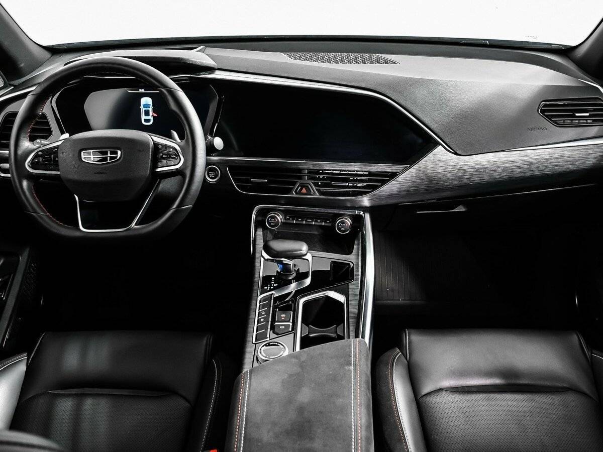 Купить Geely Tugella с пробегом. Фото: #10