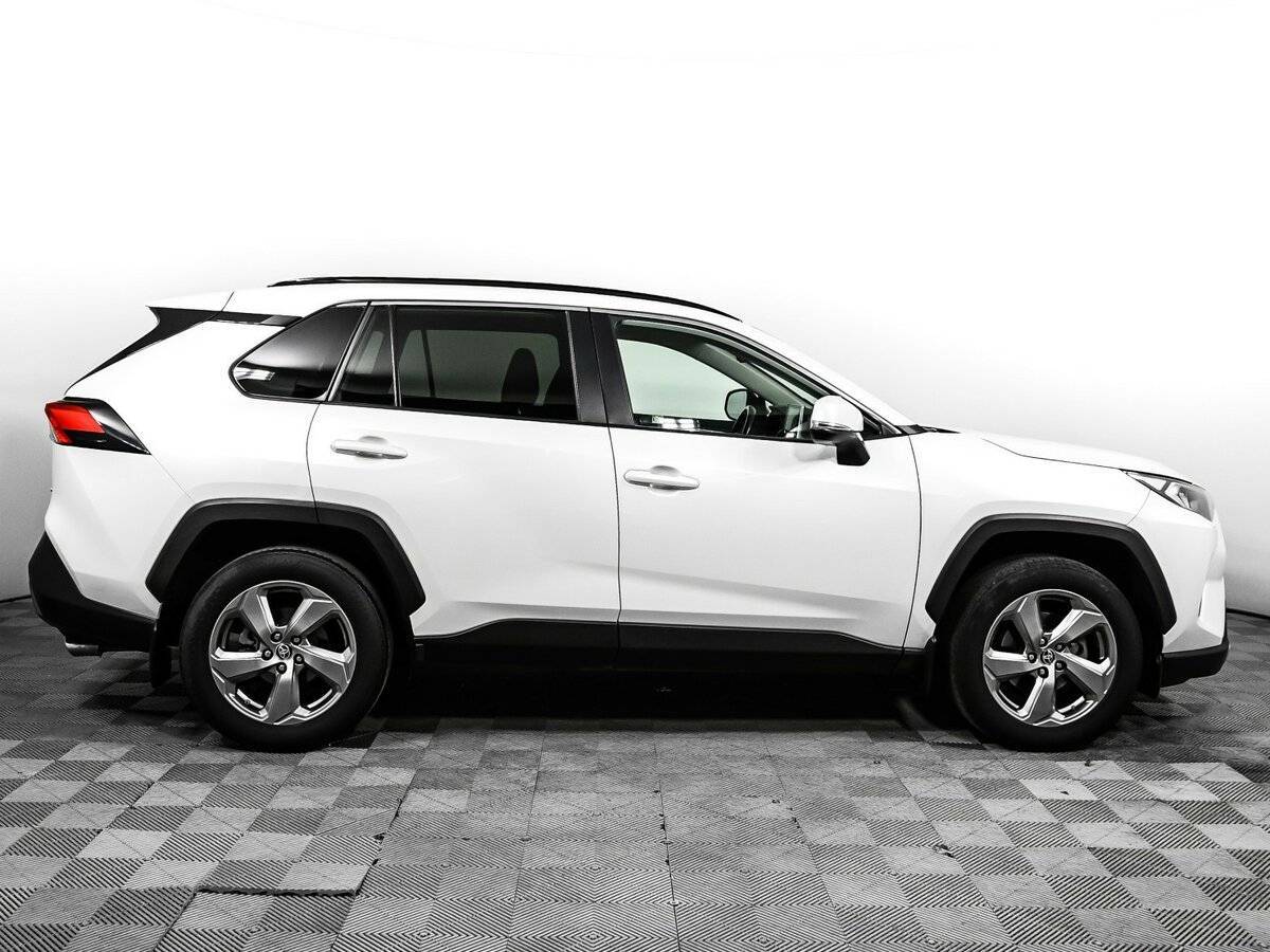 Купить Toyota RAV4 с пробегом. Фото: #3