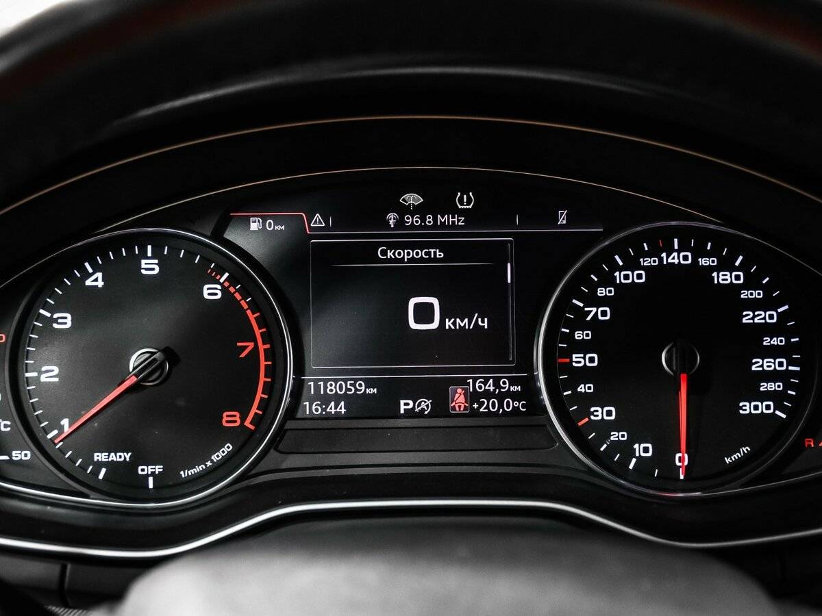 Купить Audi A4 с пробегом. Фото: #9