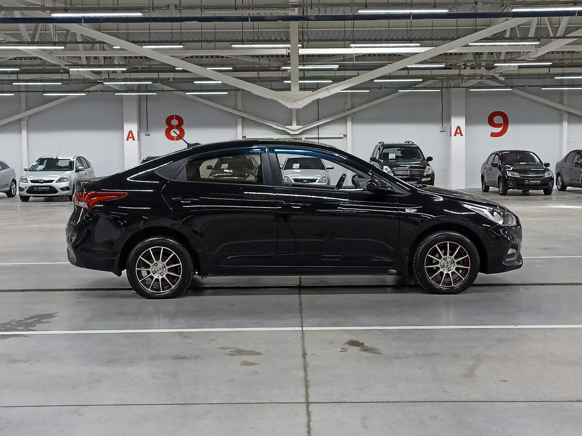 Купить Hyundai Solaris с пробегом. Фото: #3