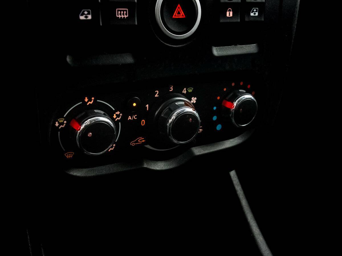 Купить Lada (ВАЗ) Largus с пробегом. Фото: #12