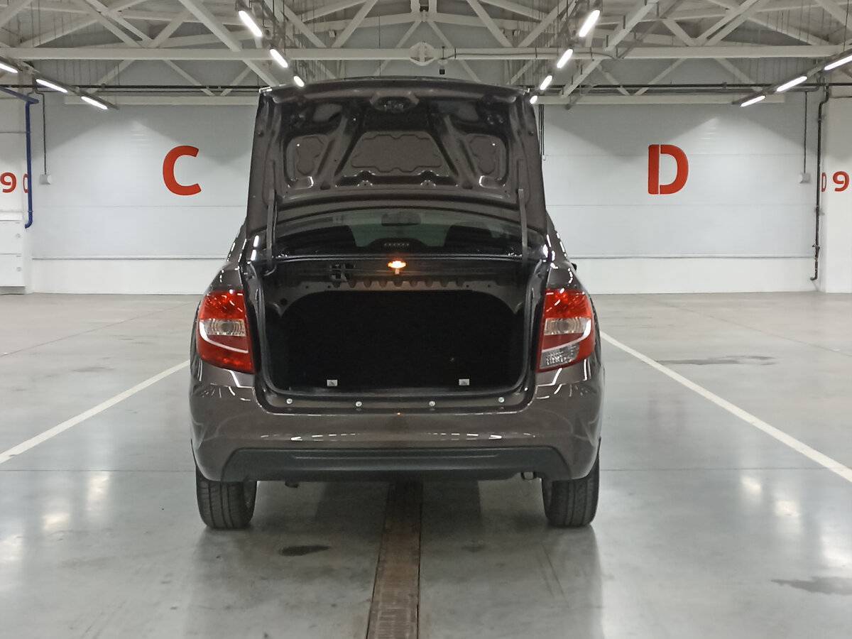 Купить Lada (ВАЗ) Granta с пробегом. Фото: #9