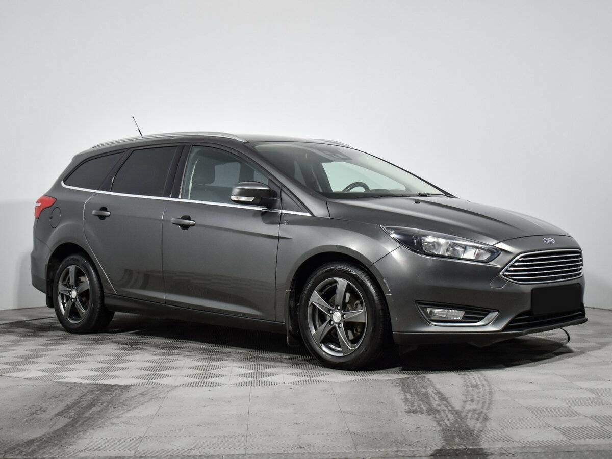 Купить Ford Focus с пробегом. Фото: #2